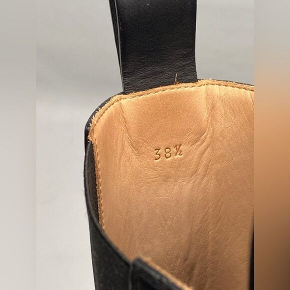 Bottega Veneta Lug Sole Leather Chelsea Boots size 38.5 - Picture 9 of 16